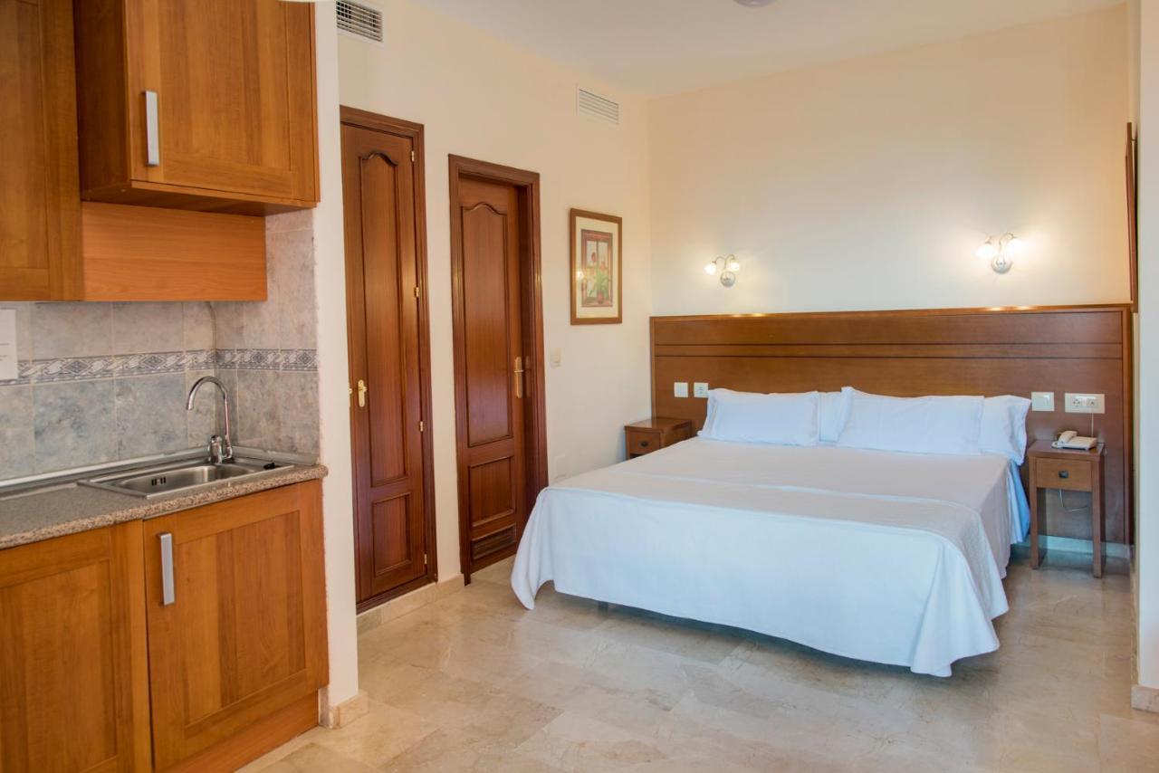 Apartamentos Don Juan Manilva Zewnętrze zdjęcie